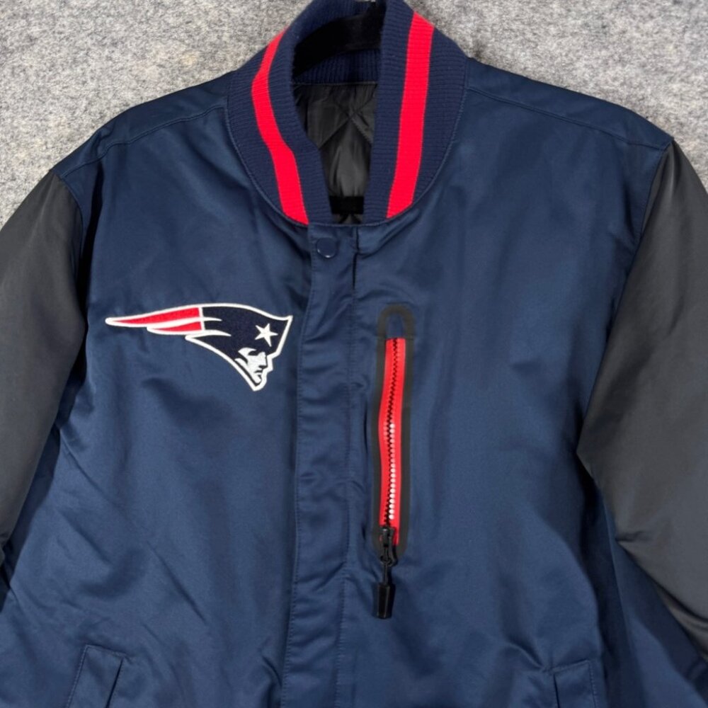 Nike NFL New England Patriots Reversible Bomber Jacket Blue Gray Size M - Picture 4 of 15